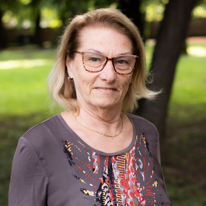 Zsóka néni